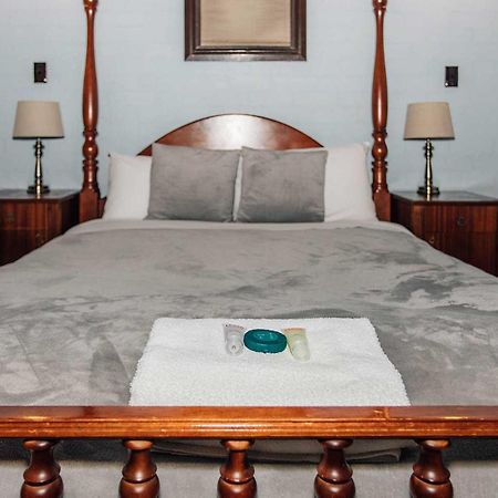 Settlers Hotel 约克 外观 照片
